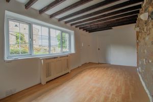 Photo 27- click for photo gallery